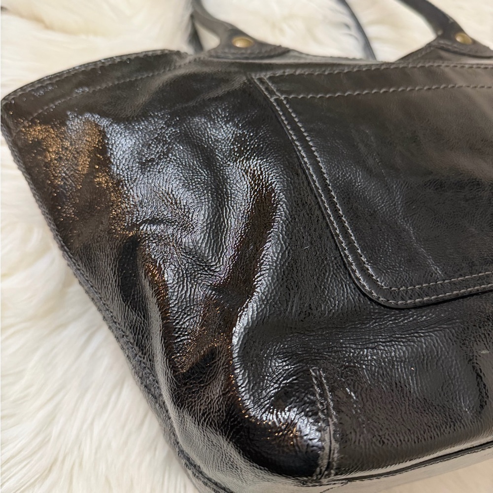 Coach #12362 Shiny Black Leather Tote - Picture 8 of 14